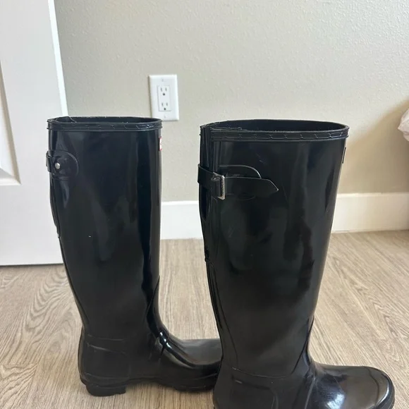 Hunter Boots Sz 8 - Picture 5 of 7